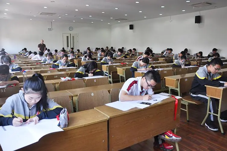 上海中考成绩公布后