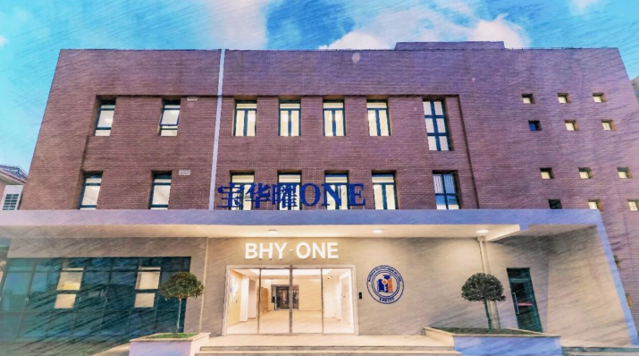 宝华曜ONE是什么学校