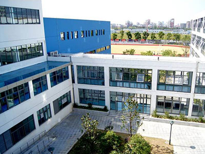 万源城协和双语学校-校园一角