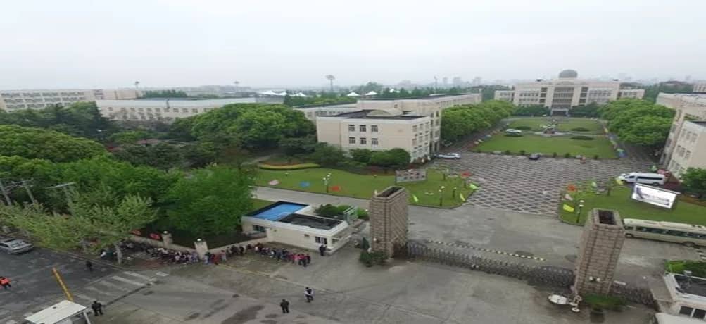 上海民办位育中学-校园环境